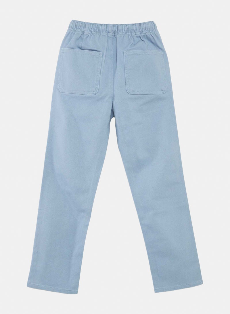 Kiabi Regular-Fit Chino Pant With Adjustable Waist - Image 2